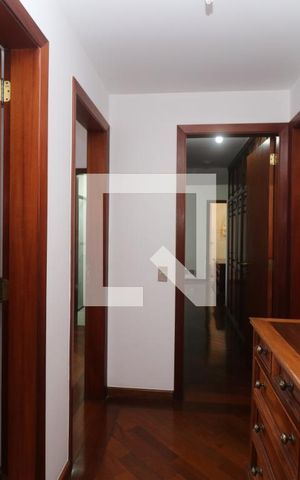 Apartamento à venda com 144m², 3 quartos e 3 vagasHall