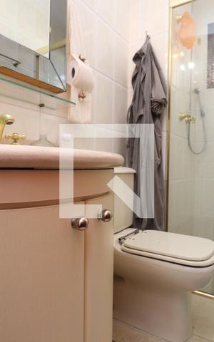 Apartamento à venda com 144m², 3 quartos e 3 vagasBanheiro da Suíte 2