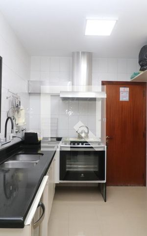 Apartamento à venda com 144m², 3 quartos e 3 vagasCozinha