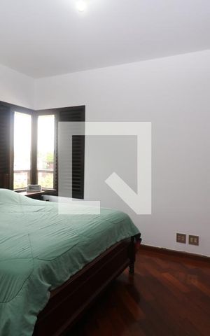Apartamento à venda com 144m², 3 quartos e 3 vagasSuíte 1