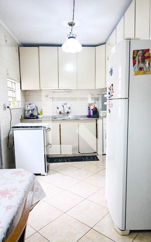 Casa à venda com 125m², 2 quartos e 2 vagascozinha