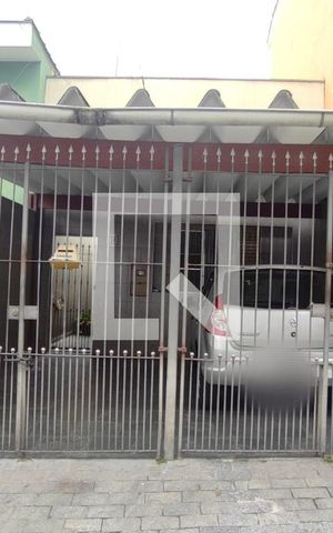 Casa à venda com 125m², 2 quartos e 2 vagas Casa à venda com 125m², 2 quartos e 2 vagasfachada
