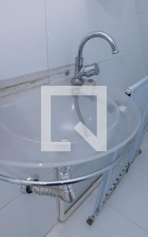Casa à venda com 100m², 2 quartos e sem vagaLavabo