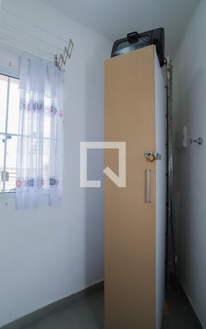 Casa à venda com 100m², 2 quartos e sem vagaÁrea de Serviço