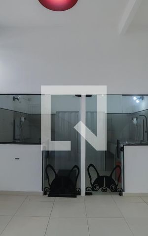 Casa à venda com 100m², 2 quartos e sem vagaSala