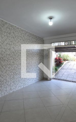 Casa para alugar com 250m², 4 quartos e 2 vagasGaragem