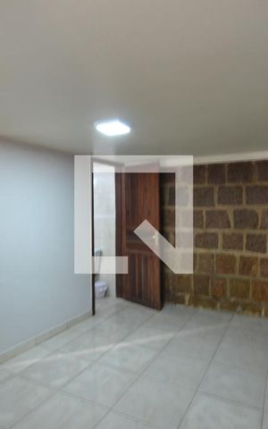 Casa para alugar com 250m², 4 quartos e 2 vagasQuarto/Reversível