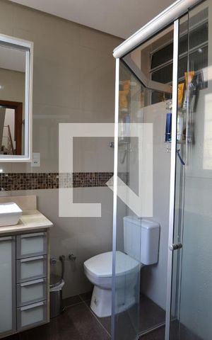 Casa para alugar com 250m², 4 quartos e 2 vagasBanheiro 1