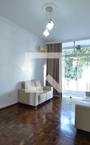 Casa para alugar com 250m², 4 quartos e 2 vagasSala 1