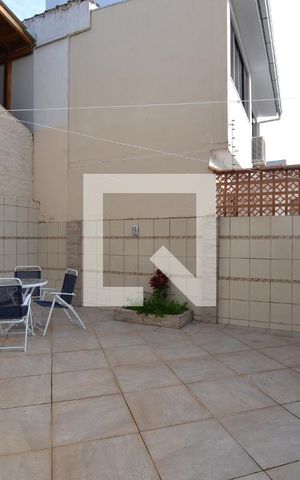 Casa para alugar com 250m², 4 quartos e 2 vagasÁrea Externa