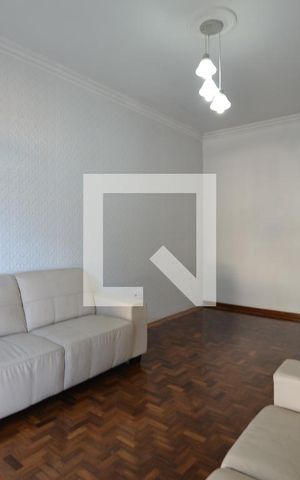 Casa para alugar com 250m², 4 quartos e 2 vagasSala 1