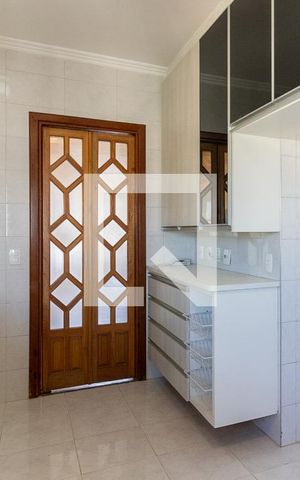 Apartamento para alugar com 146m², 3 quartos e 3 vagasCozinha 