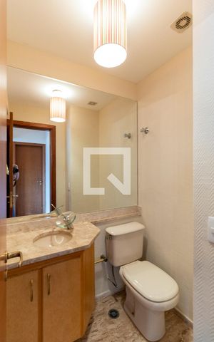 Apartamento para alugar com 146m², 3 quartos e 3 vagasLavabo 