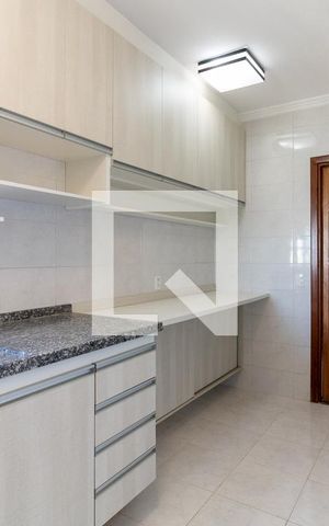Apartamento para alugar com 146m², 3 quartos e 3 vagasCozinha 
