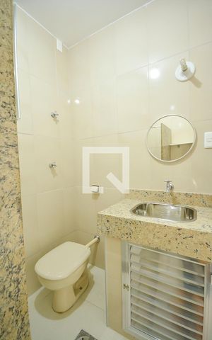 Apartamento à venda com 37m², 1 quarto e sem vagaBanheiro