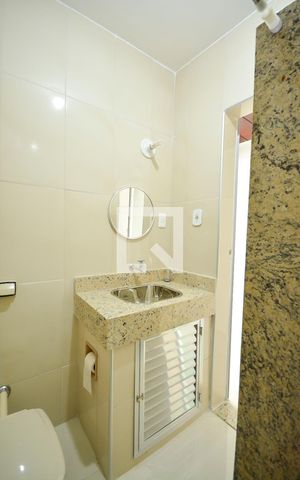 Apartamento à venda com 37m², 1 quarto e sem vagaBanheiro