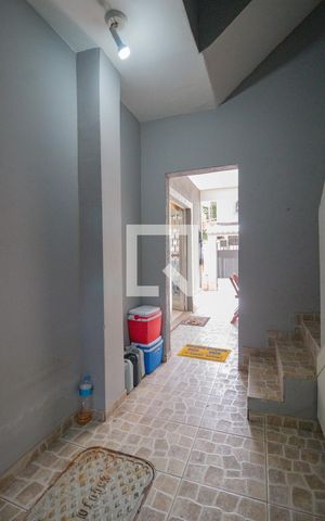 Casa de condomínio à venda com 268m², 4 quartos e 1 vaga Casa de condomínio à venda com 268m², 4 quartos e 1 vagaÁrea comum