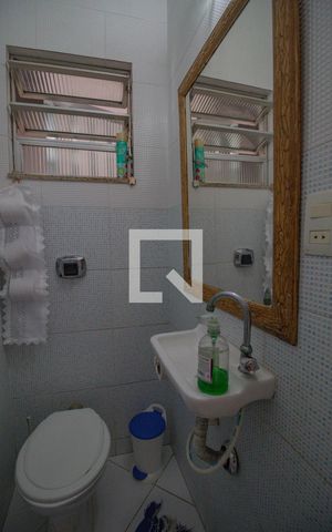 Casa de condomínio à venda com 268m², 4 quartos e 1 vaga Casa de condomínio à venda com 268m², 4 quartos e 1 vagaLavabo