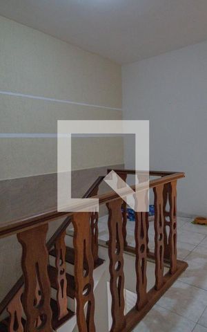 Casa de condomínio à venda com 268m², 4 quartos e 1 vaga Casa de condomínio à venda com 268m², 4 quartos e 1 vagaCorredor quartos
