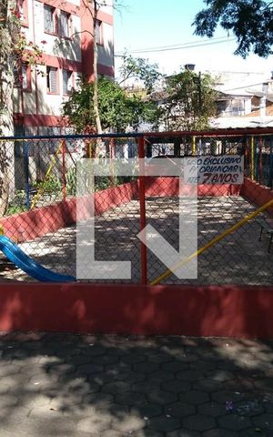 Apartamento à venda com 80m², 3 quartos e 1 vaga Apartamento à venda com 80m², 3 quartos e 1 vagaÁrea Comum - Playground