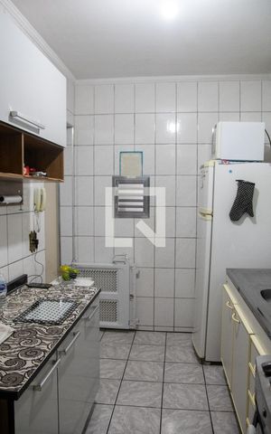 Apartamento à venda com 80m², 3 quartos e 1 vaga Apartamento à venda com 80m², 3 quartos e 1 vagaCozinha