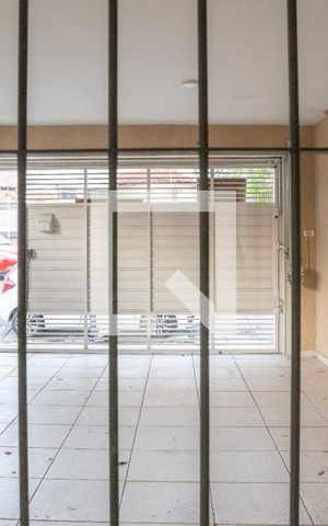 Casa à venda com 500m², 3 quartos e 1 vaga Casa à venda com 500m², 3 quartos e 1 vagaVista da Sala