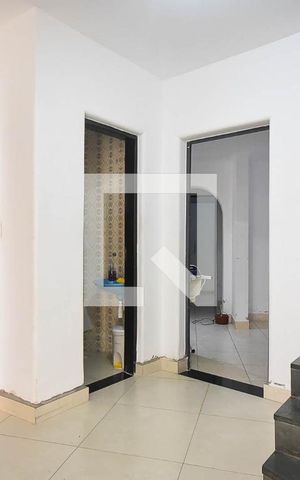 Casa à venda com 380m², 5 quartos e 3 vagas Casa à venda com 380m², 5 quartos e 3 vagasHall de entrada