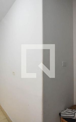 Casa à venda com 380m², 5 quartos e 3 vagas Casa à venda com 380m², 5 quartos e 3 vagasQuarto 1