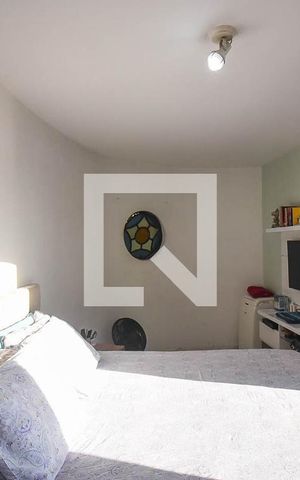 Casa à venda com 380m², 5 quartos e 3 vagas Casa à venda com 380m², 5 quartos e 3 vagasQuarto 3