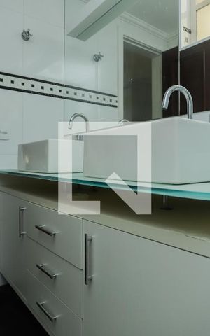 Apartamento à venda com 105m², 3 quartos e 1 vagaBanheiro da Suite
