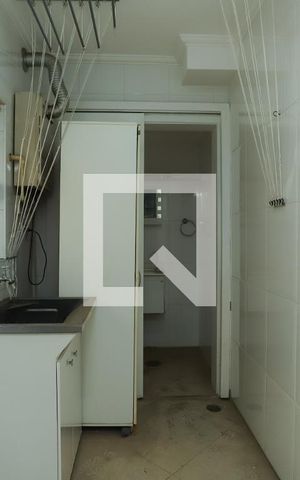 Apartamento à venda com 105m², 3 quartos e 1 vagaÁrea de Serviço