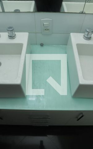 Apartamento à venda com 105m², 3 quartos e 1 vagaBanheiro da Suite