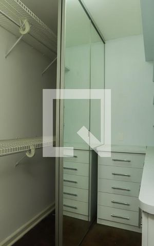 Apartamento à venda com 105m², 3 quartos e 1 vagaQuarto 3 - Closet