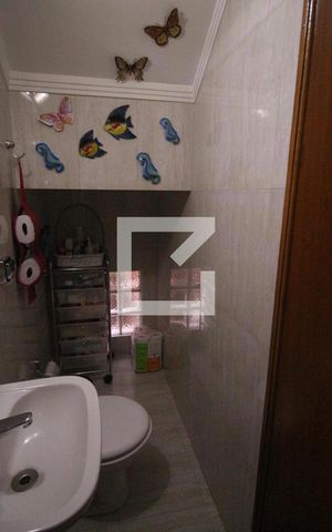 Casa à venda com 217m², 3 quartos e 6 vagasBanheiro
