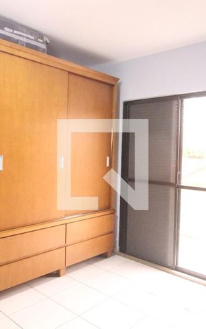 Casa à venda com 217m², 3 quartos e 6 vagasQuarto 1