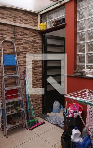 Casa à venda com 217m², 3 quartos e 6 vagasÁrea de Serviço