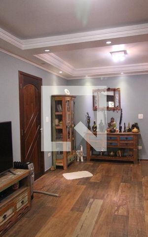 Casa à venda com 217m², 3 quartos e 6 vagasSala