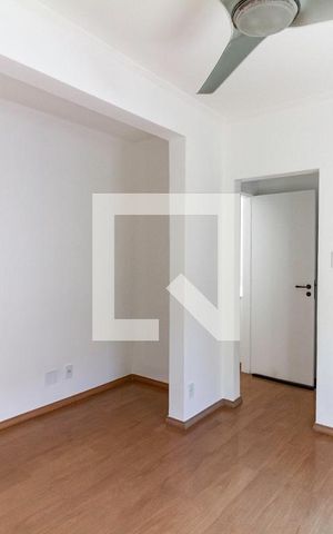 Casa à venda com 600m², 4 quartos e 2 vagas Casa à venda com 600m², 4 quartos e 2 vagasSuíte 3