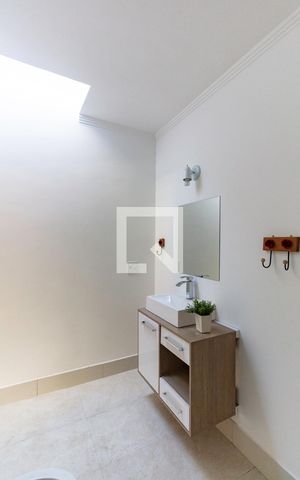 Casa à venda com 600m², 4 quartos e 2 vagas Casa à venda com 600m², 4 quartos e 2 vagasBanheiro da Suíte 2