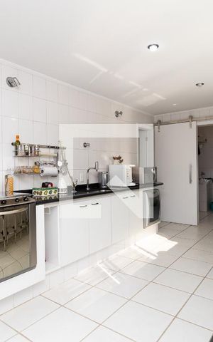 Casa de condomínio à venda com 400m², 3 quartos e 4 vagasCozinha
