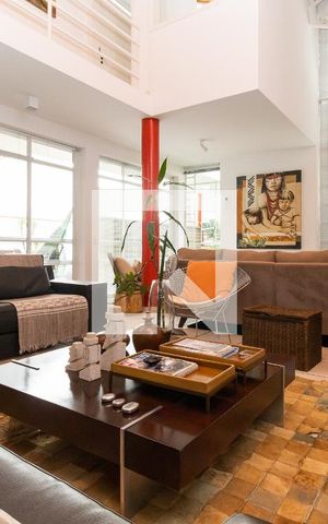 Casa de condomínio à venda com 400m², 3 quartos e 4 vagasSala