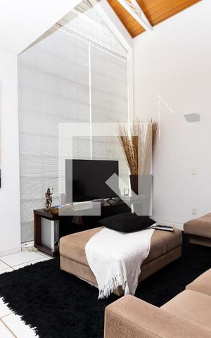 Casa de condomínio à venda com 400m², 3 quartos e 4 vagasSala