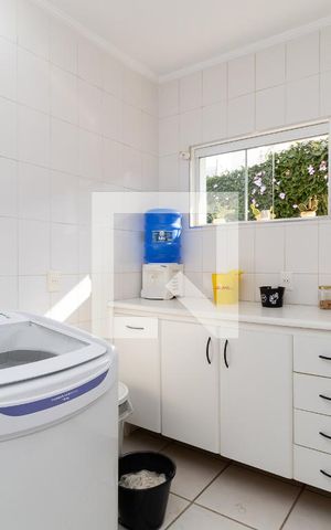 Casa de condomínio à venda com 400m², 3 quartos e 4 vagasÁrea de Serviço