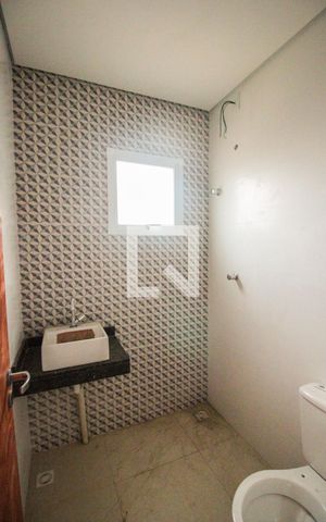 Apartamento para alugar com 40m², 2 quartos e sem vaga Apartamento para alugar com 40m², 2 quartos e sem vagaBanheiro