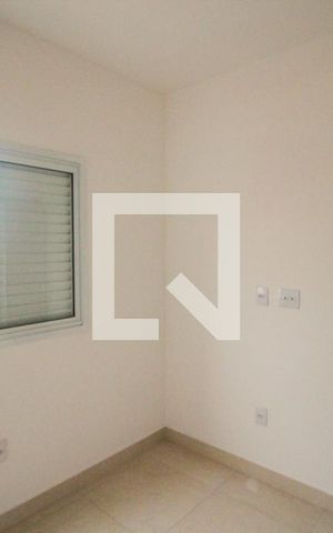 Apartamento para alugar com 40m², 2 quartos e sem vaga Apartamento para alugar com 40m², 2 quartos e sem vagaQuarto 1
