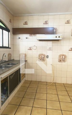 Casa à venda com 300m², 5 quartos e 3 vagasCozinha