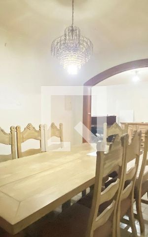 Casa à venda com 300m², 5 quartos e 3 vagasSala de Jantar