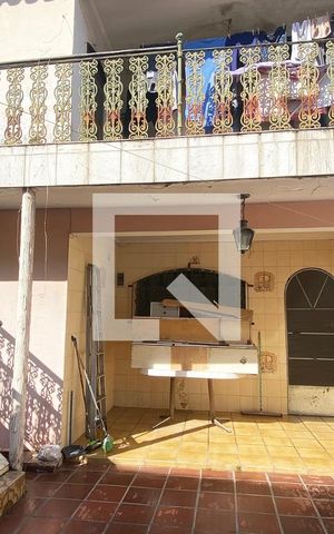 Casa à venda com 300m², 5 quartos e 3 vagasQuintal