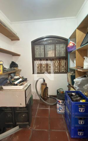 Casa à venda com 300m², 5 quartos e 3 vagasQuarto de Serviço