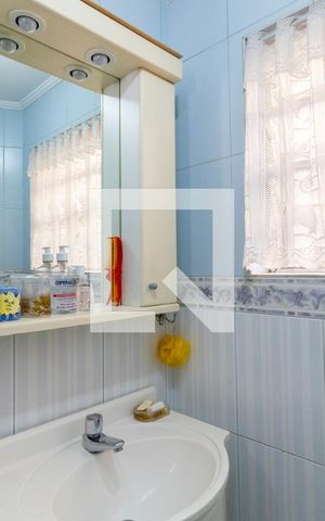 Apartamento à venda com 75m², 2 quartos e sem vagaBanheiro
